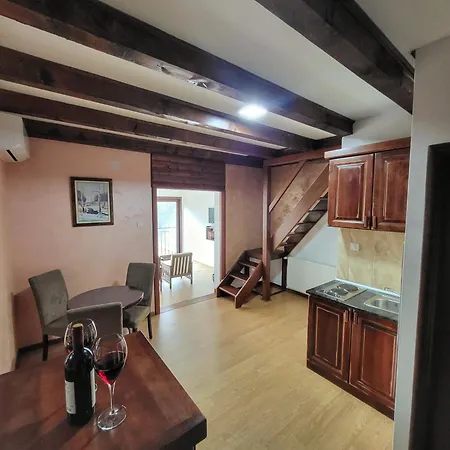 Tarsko Jezero Apartment