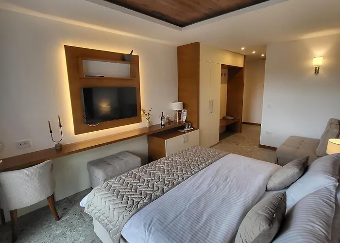 شقة Tarsko Jezero